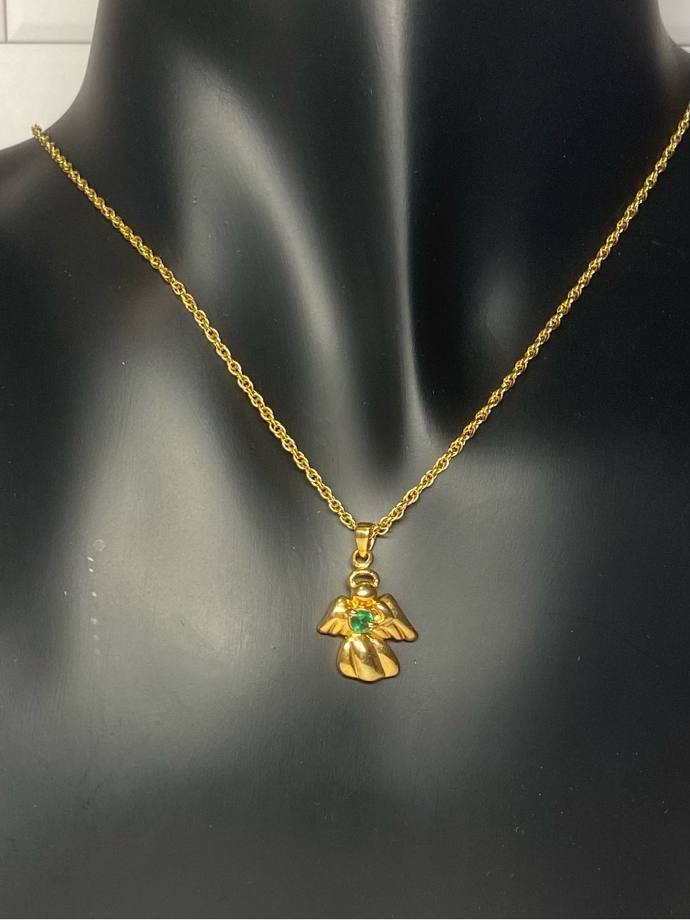 Vintage 1990s Avon Guardian Angel May/Green Birthstone Pendant Necklace